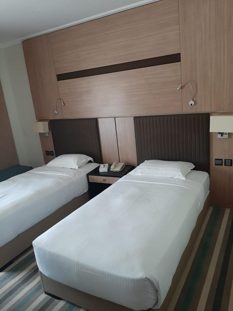 شراء الاثاث المستعمل بالرياض 